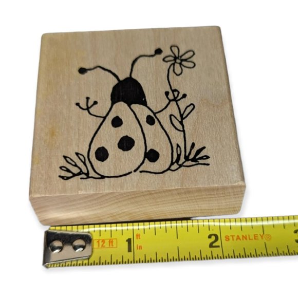 Stamps by Judith & Heather H-72 Large Sitting Lady Bug - Picture 4 of 5